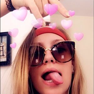 Meet your Posher, Libby